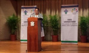 Sara Ladrón de Guevara, tibia, poco transparente e indiferente con los problemas que afectan a universitarios