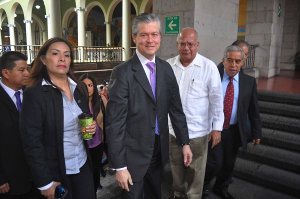 Gerardo Buganza previo a la conferencia de prensa en Palacio de Gobierno/Fotover