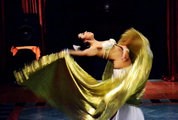 Danza árabe 1 A Cortes