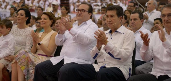 Una vez más Héctor Yunes prefirió "sumarse y sumirse" en la indiferencia de la realidad de Veracruz