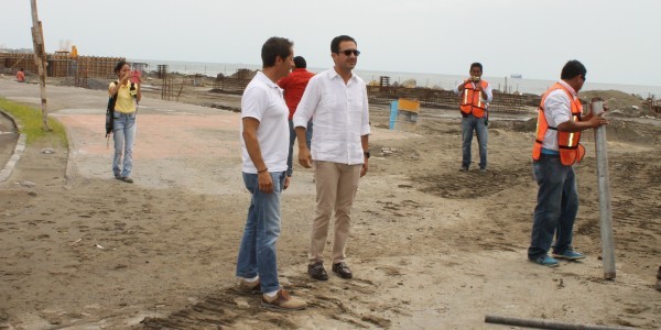 MiguelYunesReanudacionObraForoBoca1