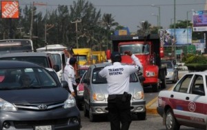 Miles de amparos contra nueva ley de tránsito podrían echarla abajo