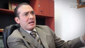 Luis Ángel Bravo Contreras merece ser destituido por meter a la cárcel a una mujer inocente por órdenes de Javier Duarte