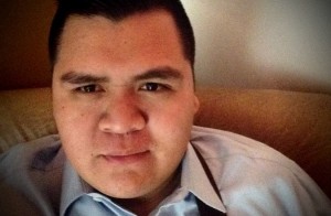 El ex lider del PRI en el D.F Cuauhtémoc Gutiérrez maneja una red de prostitución, ahora este otro líder del PRI Juan Jesús Badillo Rodríguez, resultó violador de su propio compañero de trabajo ¡el colmo!