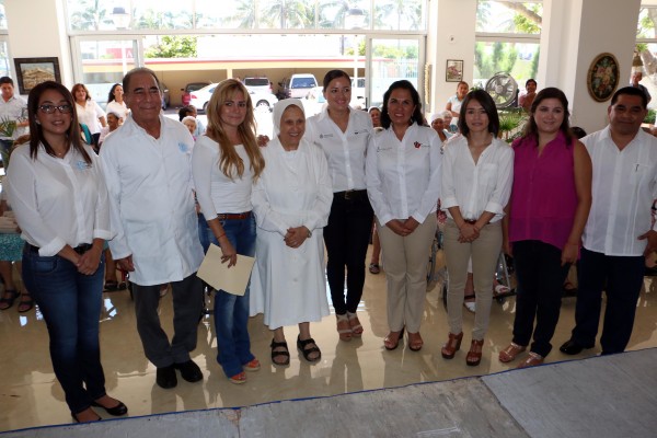 FOTO INMUJER CURSO ADULTOS MAYORES 02