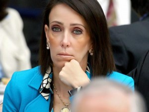 La ex dueña de cervecera Corona acusa de chantaje a la esposa del conductor estelar de noticieros televisa Joaquín López Dóriga