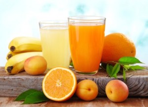 Tomas cítricos como jugos ricos en vitamina C elevan su sistema inmunológico