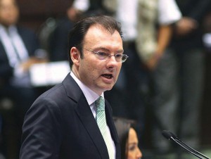 Y la secretaría de la Función Pública todavía lo exoneró..