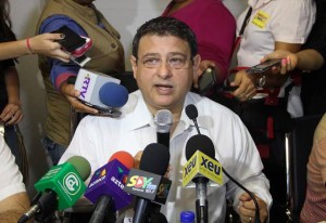 Belgio Amaya presidente de Canaco Veracruz dice que no se están cumpliendo expectativas de gobierno estatal