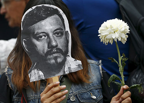 Con los asesinatos de periodistas buscan desaparecer el derecho de la sociedad a recibir información real de la problemática nacional/ REUTERS