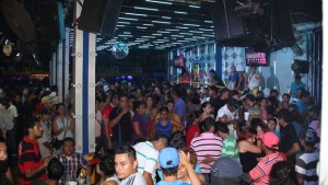 Autoridades de salud del estado le tuvieron que entrar a Capezzio ante la protección de la dirección de comercio de Veracruz