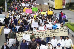 Nunca como hasta ahora, los derechos de los profesores habían sido tan pisoteados