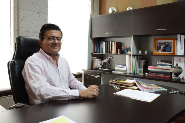 Édgar Hugo Fernández Bernal/Plumas Libres
