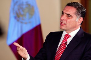 Gabino Cué, ha resultado un fiasco como gobernador de Oaxaca