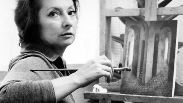 Remedios Varo. Asiste y apoya a los artistas locales