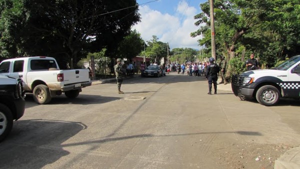 Un enfrentamiento entre presuntos delincuentes y policias, dejó saldo de 2 civiles muertos/ Foto Plumas Libres