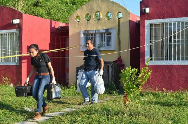 Los peritos llegaron a recolectar muestras/ Foto Plumas Libres