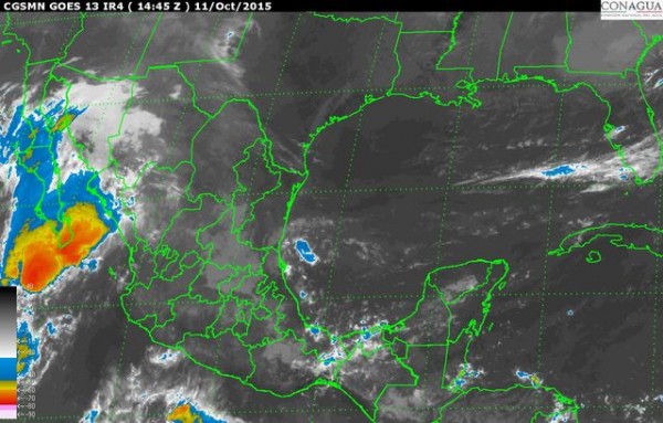 Probabilidad de lluvias localmente fuertes (25 a 50 mm) sobre regiones montañosas, viento de componente Norte de 20 a 30 km/h.