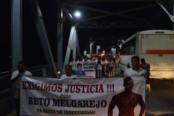 Los habitantes de Martinez de la Torre demandaron seguridad al gobierno de Javier Duarte de Ochoa/ Foto Plumas Libres