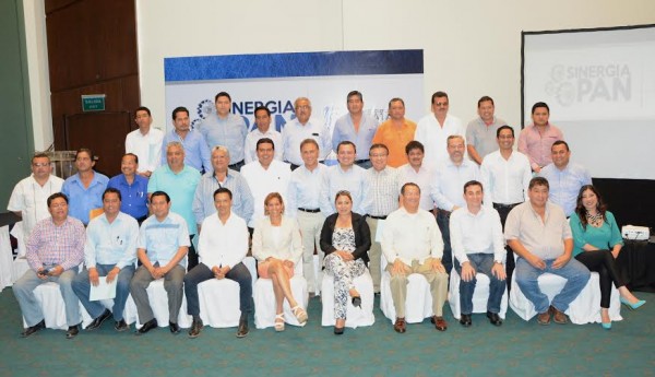 Miguel Ángel Yunes Linares dice que el PAN puede con el apoyo de los veracruzanos sacar a los priístas corruptos del control del gobierno estatal