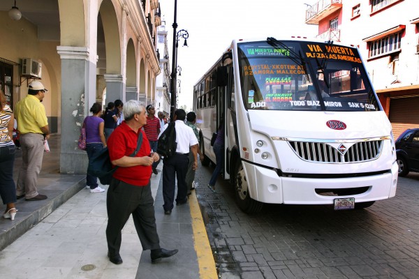 La población en Xalapa se ve afectada por suspensión de servicio de transporte por inseguridad y autoridades municipales y estatales indiferentes