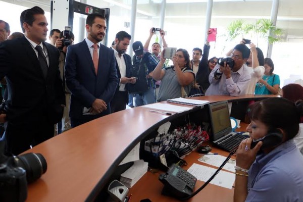Señala que se defenderá con la ley en la mano en instancias federales y con el apoyo de millones de Veracruz