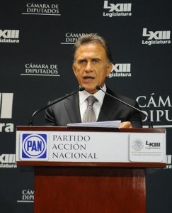 PRI se opuso también a la propuesta de bajar el Impuesto sobre la Renta de un 30% a 28% en el caso de personas morales y del 35% al 30%, dijo Miguel Yunes Linares diputado federal