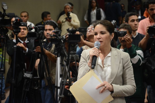 Mónica Robles recibió burlas en el recinto del Congreso de Veracruz/Fotover