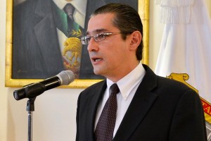 Otro funcionario sin perfil, Alejandro Gómez, llegará como ministro a la Suprema Corte de Justicia de la Nación