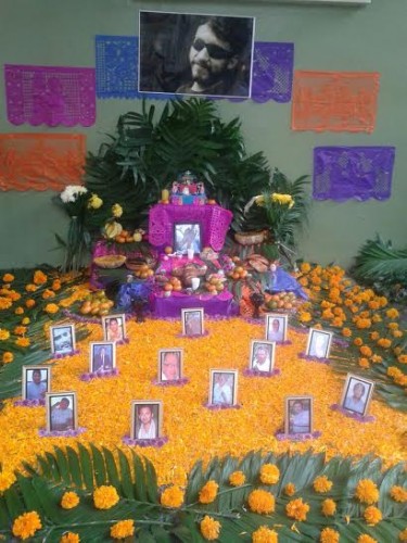 Ofrendan Reporteros Altar En Recuerdo A Periodistas Asesinados En Veracruz Plumas Libres 1556