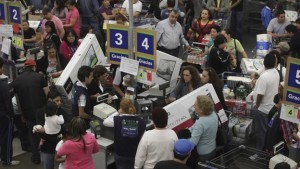 Alertan a ciudadanos no dejarse engañar con los falsos descuentos del Buen Fin