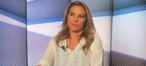 Kate del Castillo reconfirma lo que todo mundo ya sabe, que la Casita Blanca no fue comprada con sueldo de televisa
