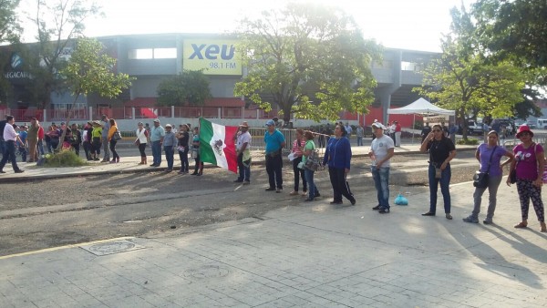 Protesta de profesores en el Puerto de Veracruz/Foto: Daniela Jácome-Plumas Libres