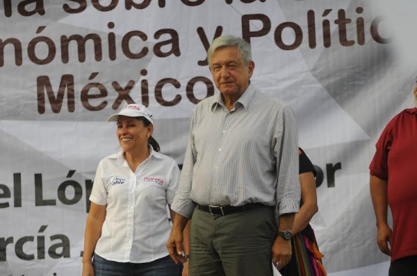 Andrés Manuel López Obrador visitó la zona sur de Veracruz en gira de trabajo
