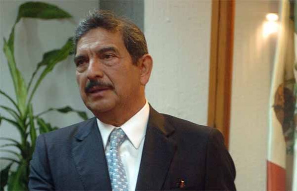 Alberto Sosa Hernández presidente del Tribunal de Justicia de Veracruz le dejó el contro a un consejero llamado Raúl Pimentel Murrieta