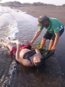 Su cuerpo presentaba señales de violencia con arma blanca