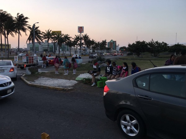 Alumnos del Puerto de Veracruz sin clases/Plumas Libres