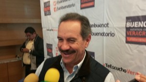 Juan Bueno/Plumas Libres