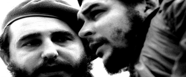 Un 1 de enero del año 1959 triunfa la Revolución Cubana, promovida por Fidel Castro, su hermano Raúl y Ernesto "Che" Guevara..