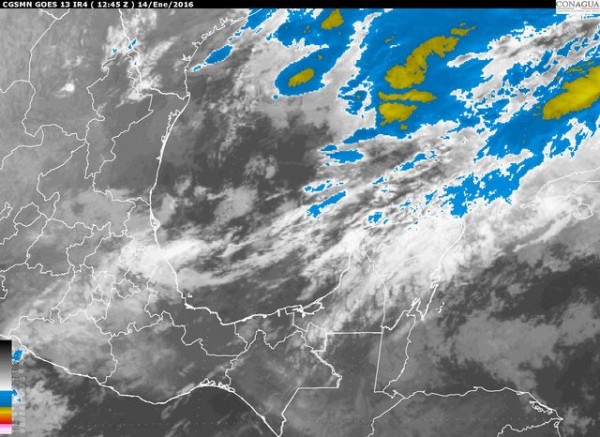 Condiciones de cielo medio nublado en Tamaulipas y Veracruz con potencial de lluvias cercanas a 25 mm. Se espera un gradual ascenso de temperatura en Veracruz.
