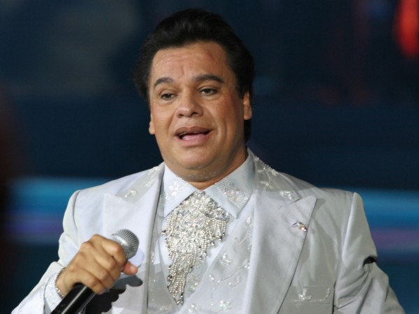 Juan Gabriel cumple hoy 66 años, es el cantautor más popular de México