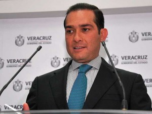 Luis Ángel Bravo Contreras dice que no investigará a Arturo Bermudez