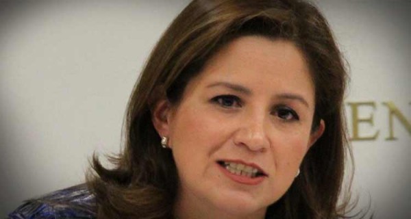 Martha Tagle senadora independiente pide vetar la ley "anti aborto" de Javier Duarte