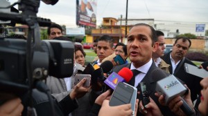El Fiscal Luis Ángel Bravo Contreras no investigada nada, pero culpa a todos de narcos,/ Fotover