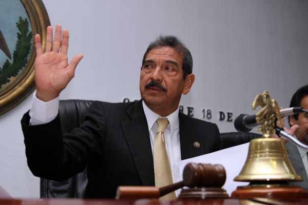 El presidente del Tribunal Superior de Justicia, Alberto Sosa también reclama obras pendientes en todo el estado