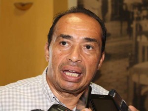 Alfredo Ferrari cesó al abogado Celestino Espinosa