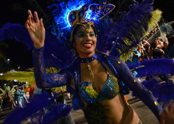 Con alegría, entusiasmo, continuaron las fiestas del carnaval/ Plumas Libres