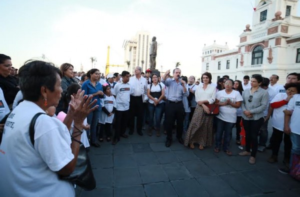 Buen recibimiento tuvo Juan Bueno en Veracruz