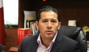 Erick Lagos de los diputados federales que presionan al Auditor Superior de la Federación para que no insista en castigo a funcionarios que desviaron millonarios recursos en Veracruz