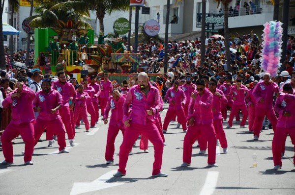 Buena participación de comparsas en carnaval de Veracruz
